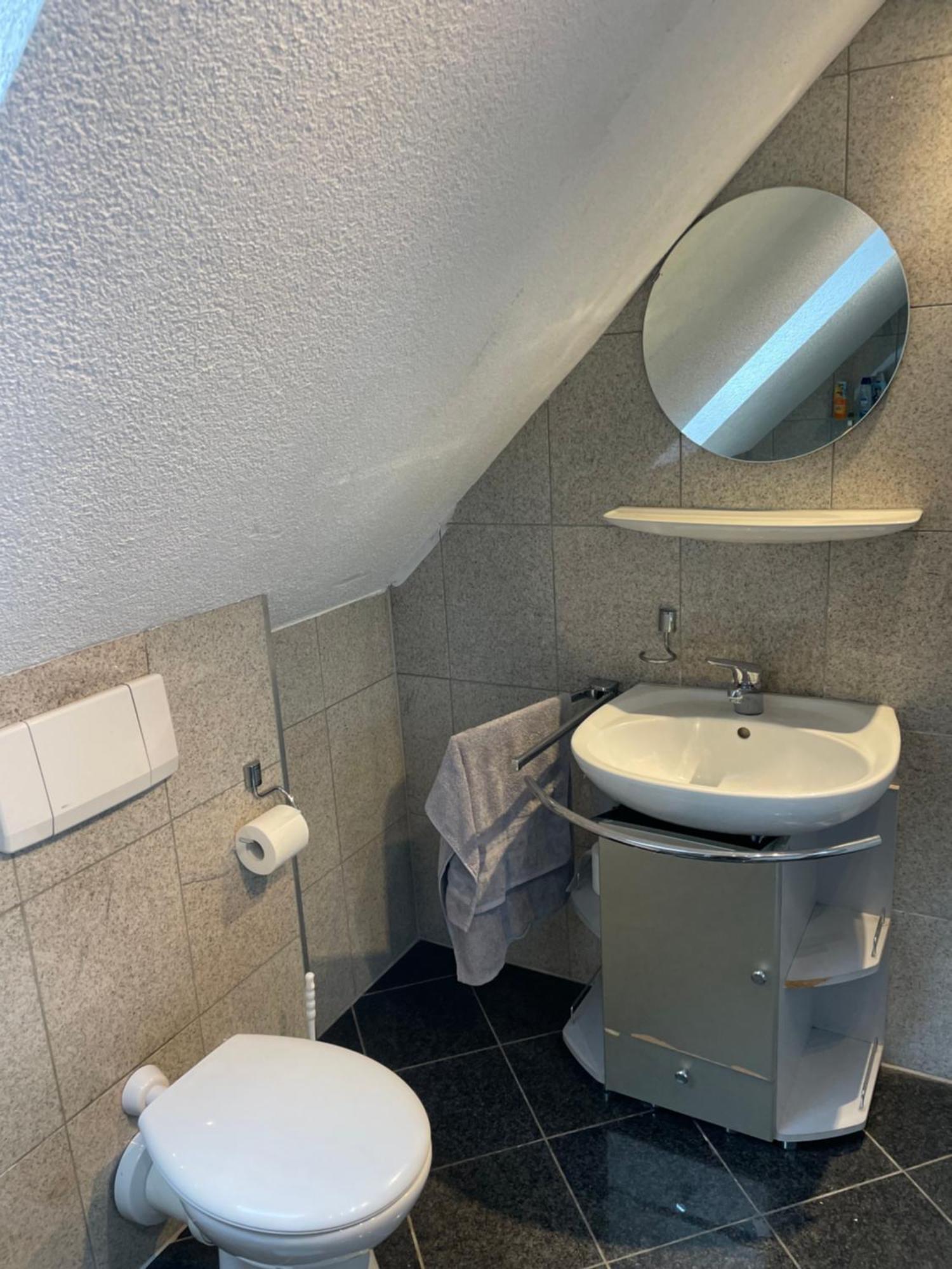 Haus Dambacher - Arbeiter-Monteurzimmer Nurtingen Εξωτερικό φωτογραφία