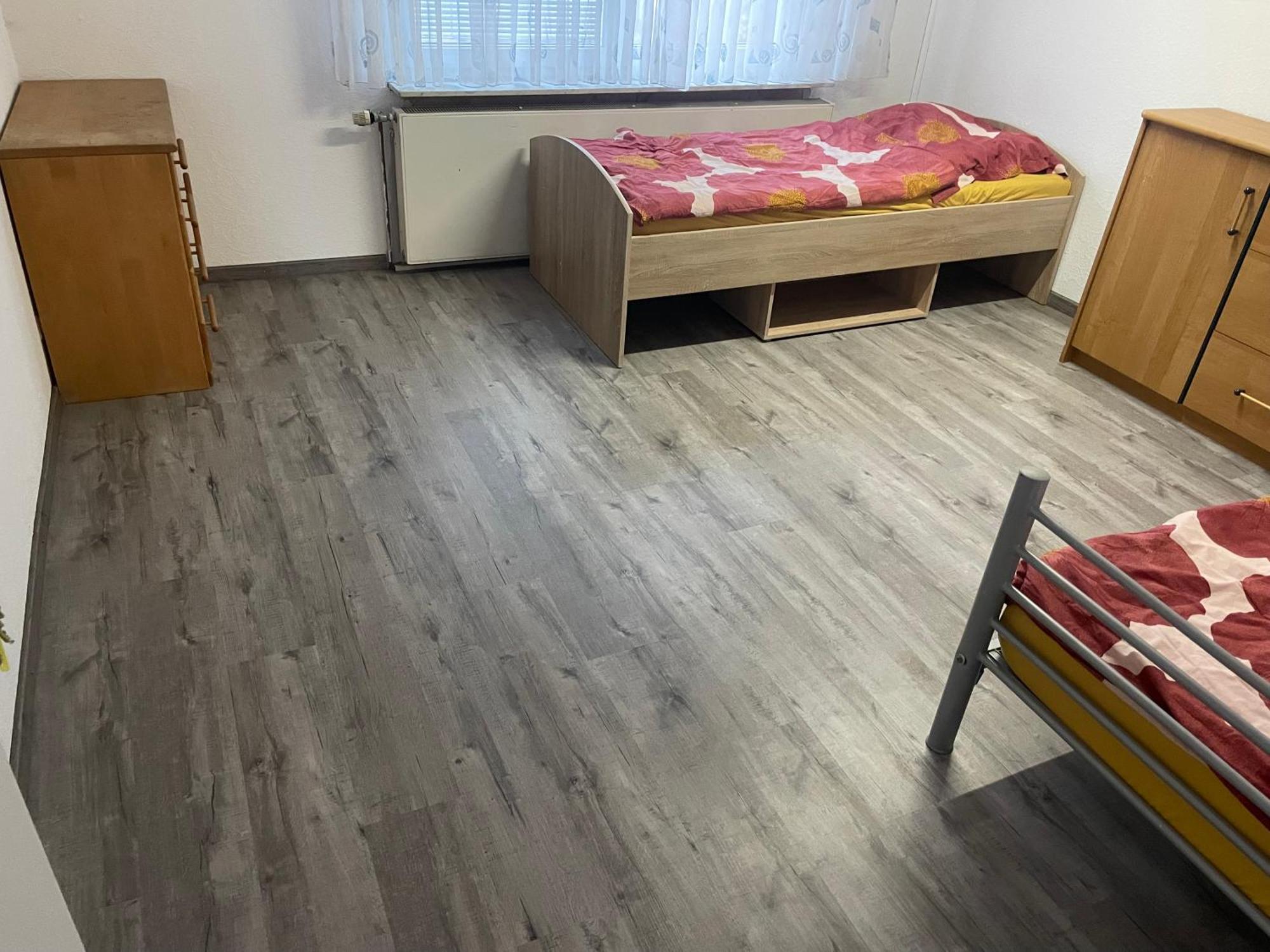 Haus Dambacher - Arbeiter-Monteurzimmer Nurtingen Εξωτερικό φωτογραφία